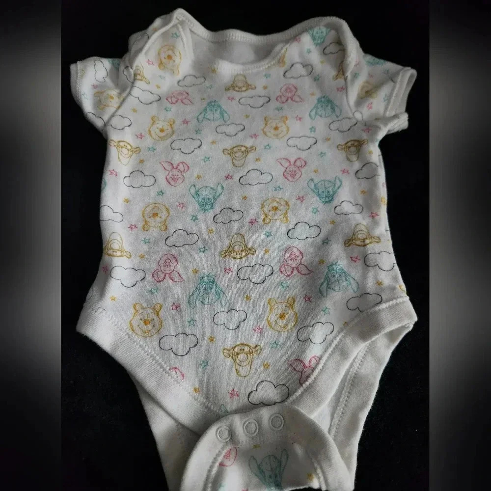 Winnie the Pooh Gendee Neutral Infant‎ onesie Size 3-6 Months